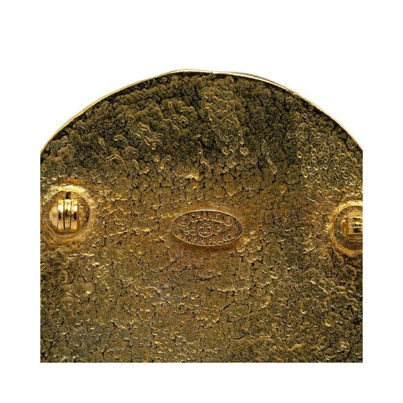 Pre Loved Chanel Vintage CC Button Women Gold Brooches - Picture 4 of 5